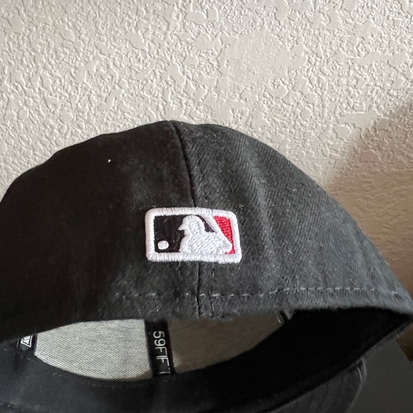 Arizona DBacks New Era 7 1/4" cap - Picture 3 of 4